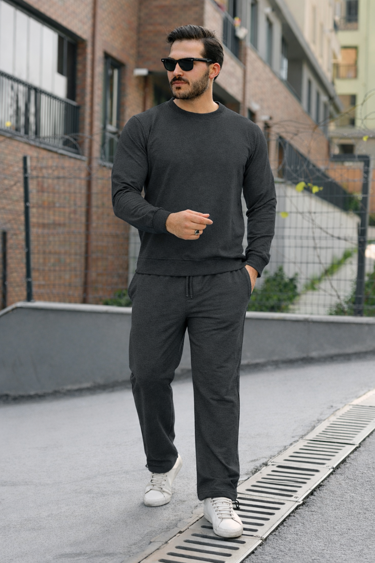 Erkek Pamuklu Bisiklet Yaka Dar Füme Eşofman Takımı