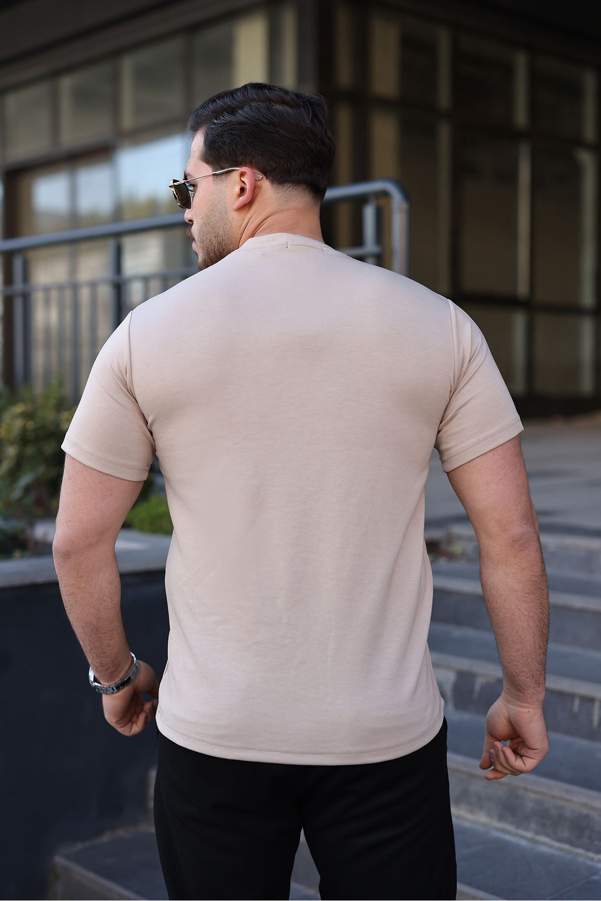 Erkek Kısa Kol Yazlık Baskılı Krem Dar Tişört