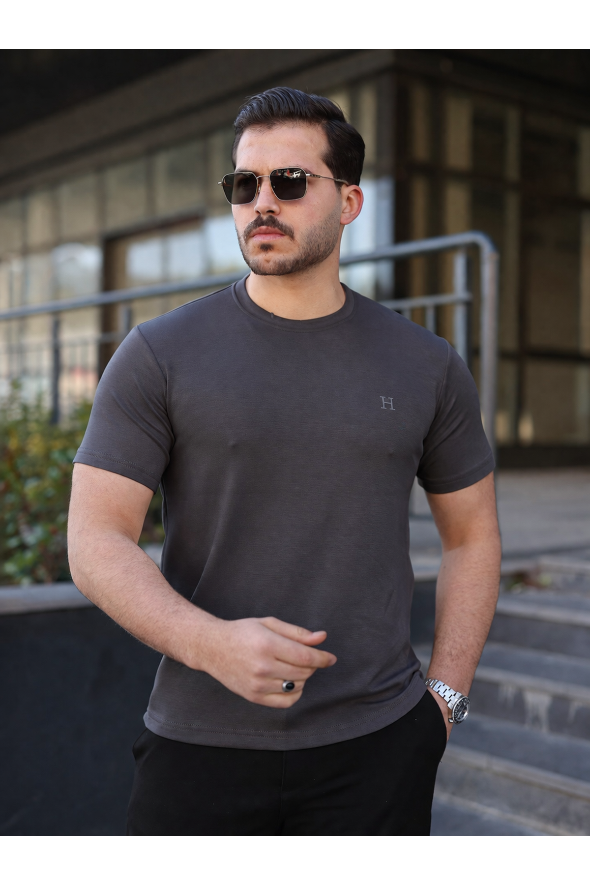 Erkek Kısa Kol Yazlık Baskılı Füme Dar Tişört