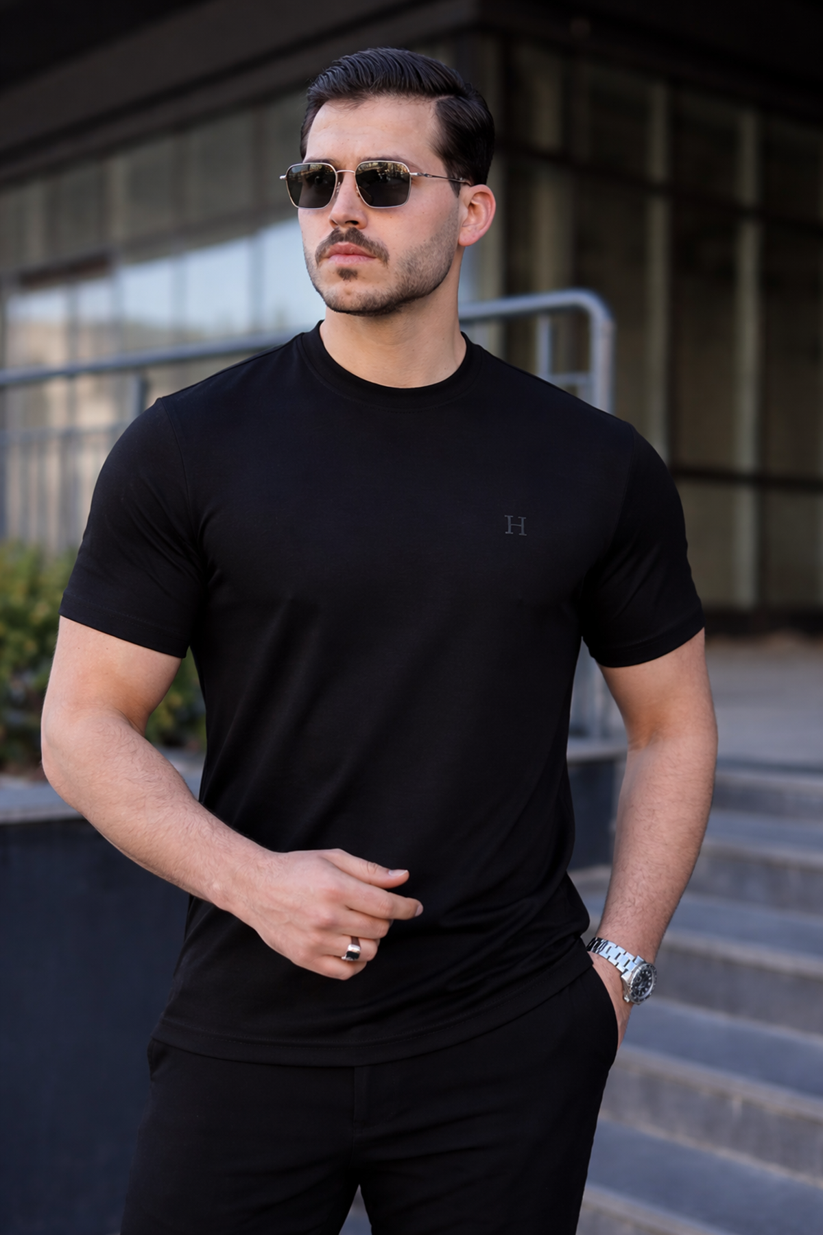 Erkek Kısa Kol Yazlık Baskılı Siyah Dar Tişört