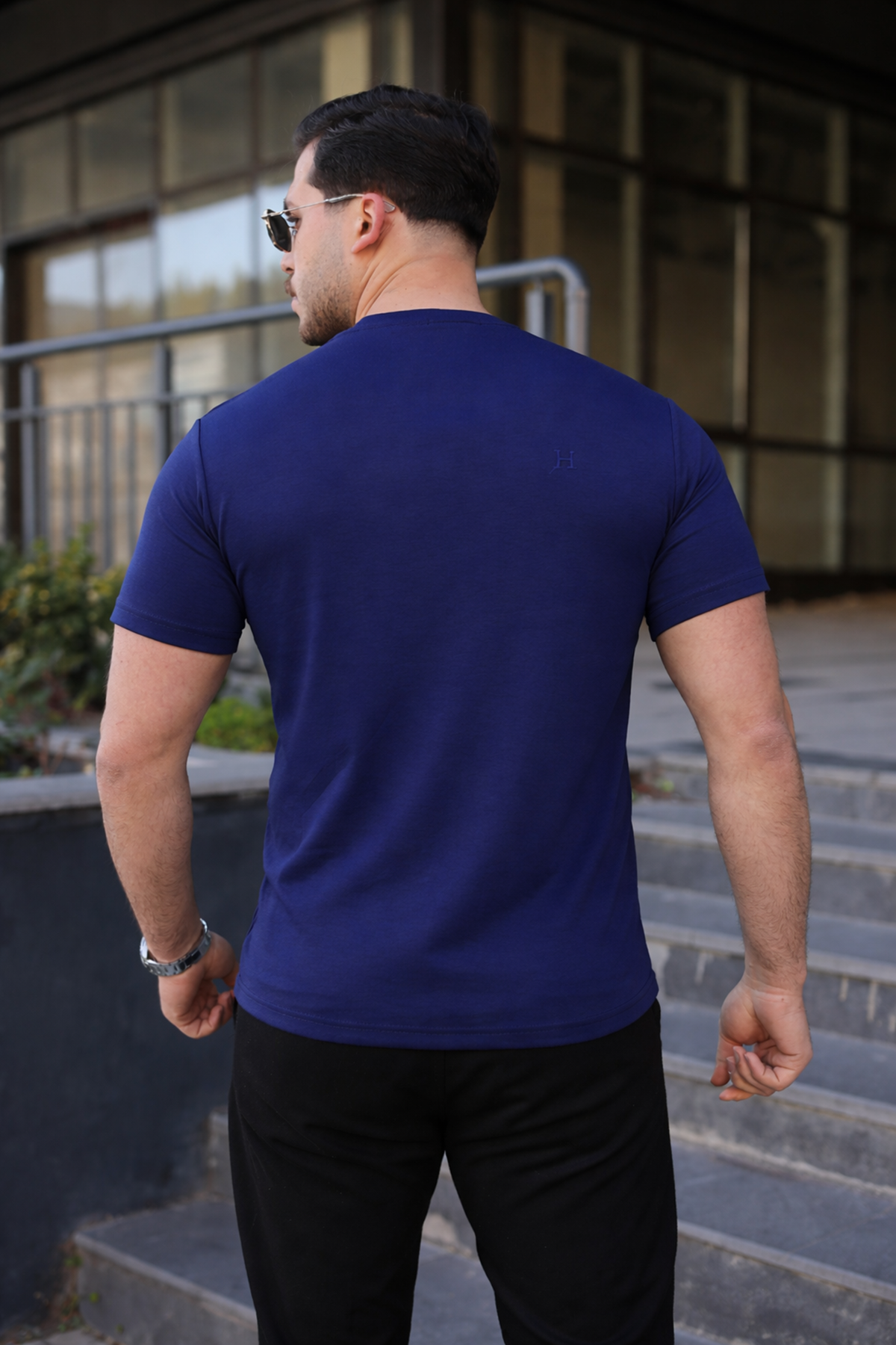 Erkek Kısa Kol Yazlık Baskılı Lacivert Dar Tişört