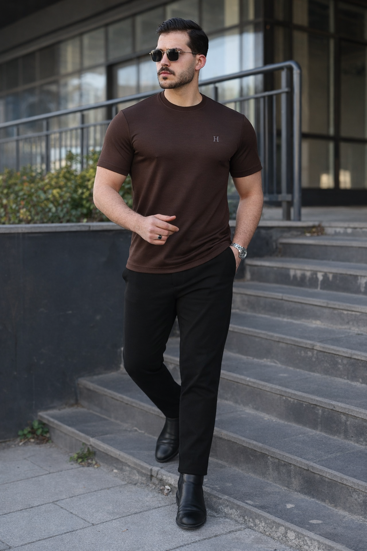 Erkek Kısa Kol Yazlık Baskılı Kahve Dar Tişört