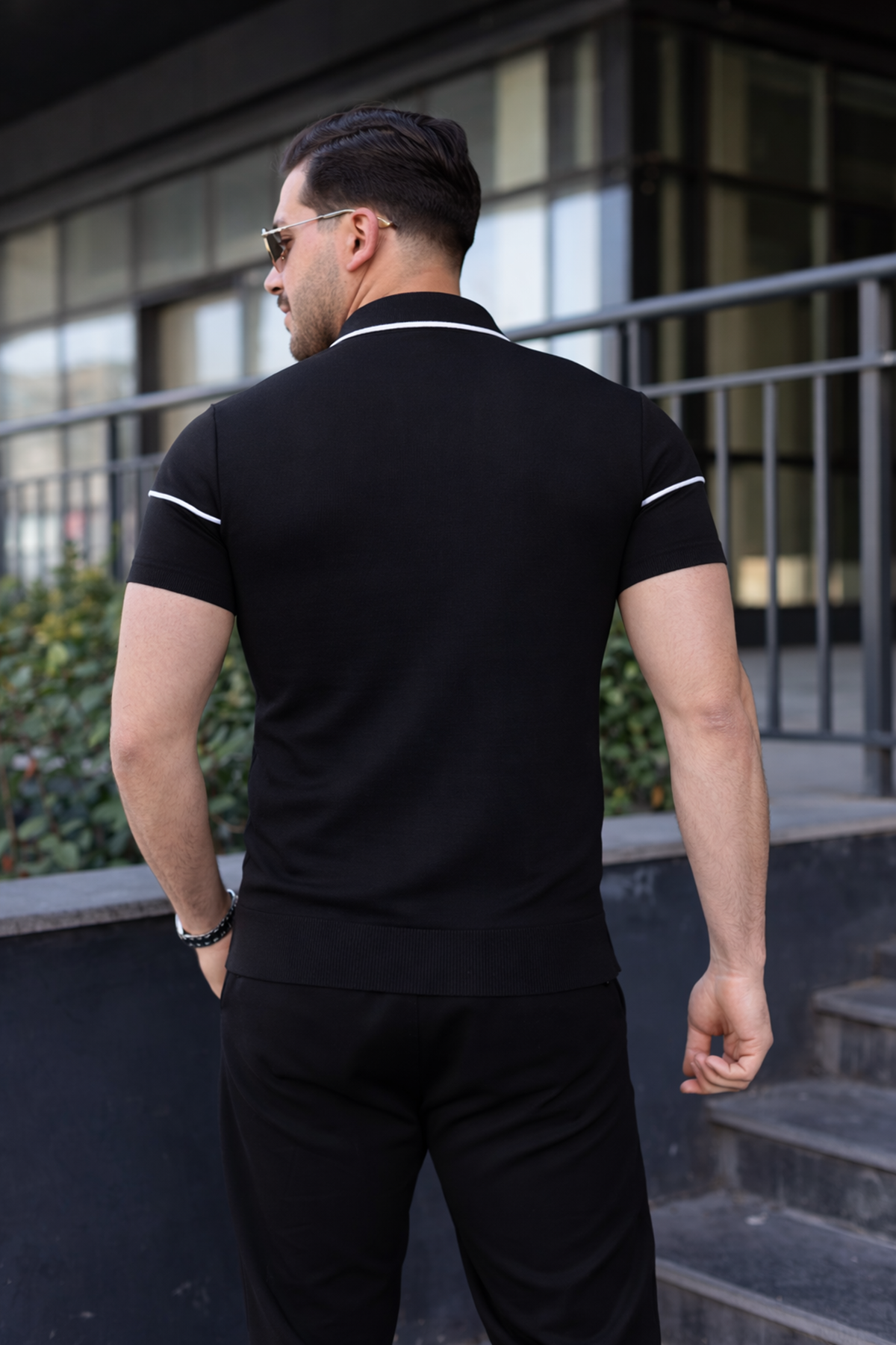 Erkek Günlük Çizgili Fermuarlı Triko Siyah Polo Yaka Tişört