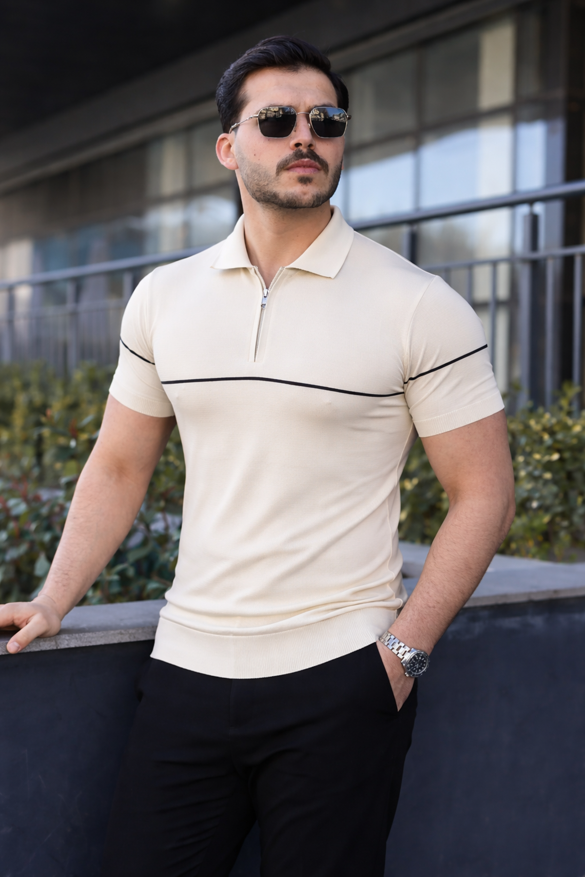 Erkek Günlük Çizgili Fermuarlı Triko Krem Polo Yaka Tişört