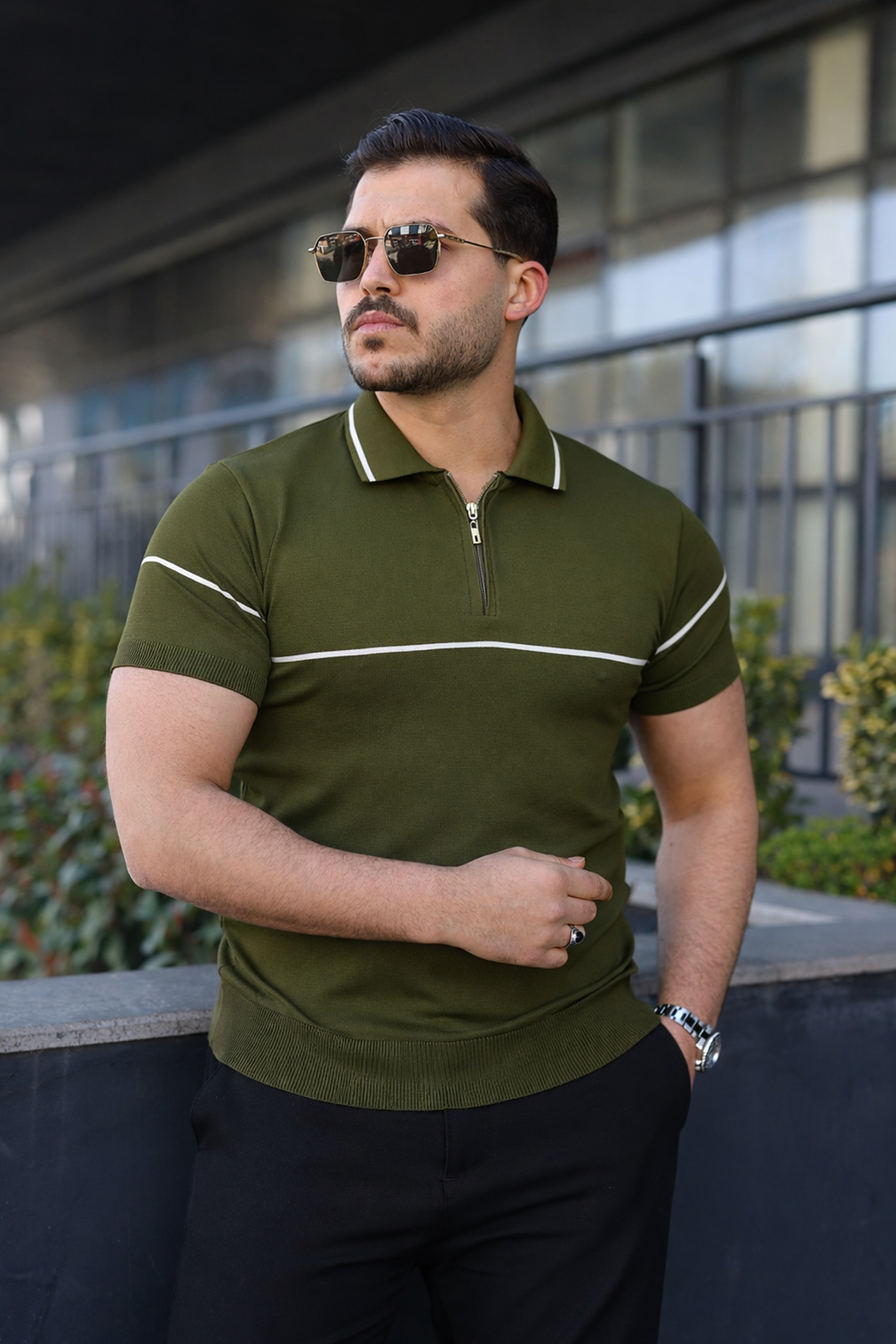 Erkek Günlük Çizgili Fermuarlı Triko Haki Polo Yaka Tişört