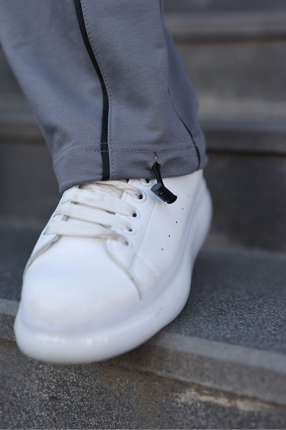 Erkek Günlük Yazlık Çizgili Bol Gri Eşofman Altı