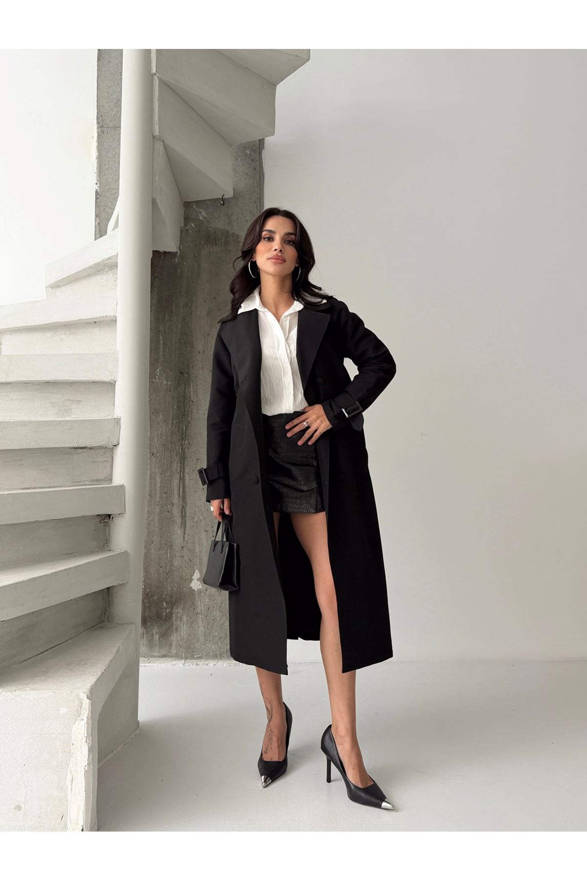 Kadın Klasik Cepli Kuşaklı Trend Midi Siyah Trençkot