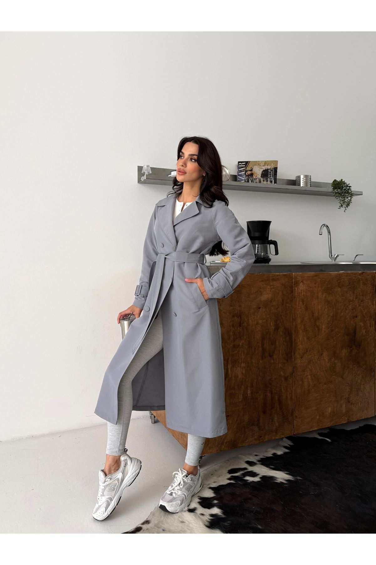 Kadın Klasik Cepli Kuşaklı Trend Midi Gri Trençkot