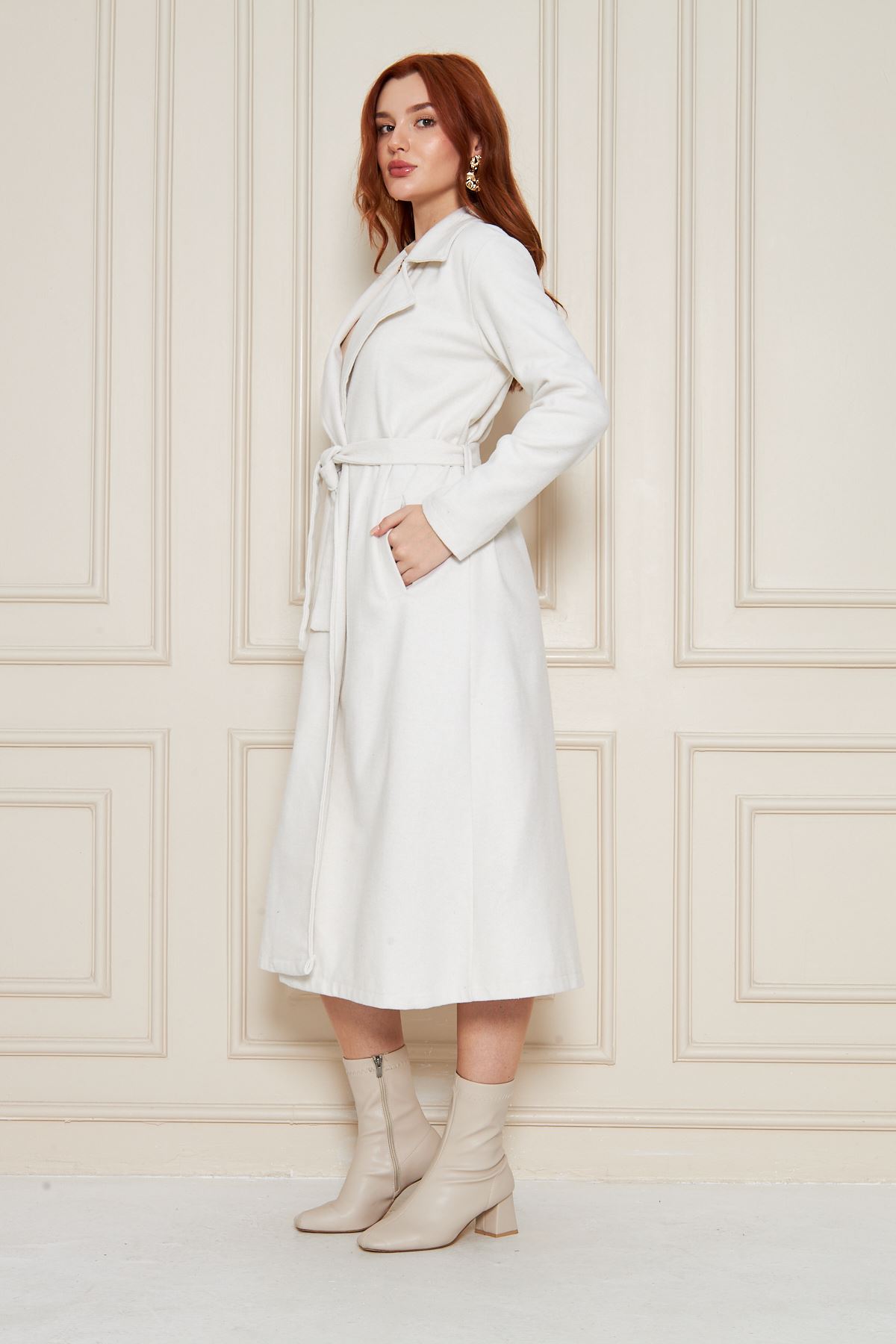 Kadın Astarsız Kuşak Basic Bol Beyaz Uzun Kaşe Kaban