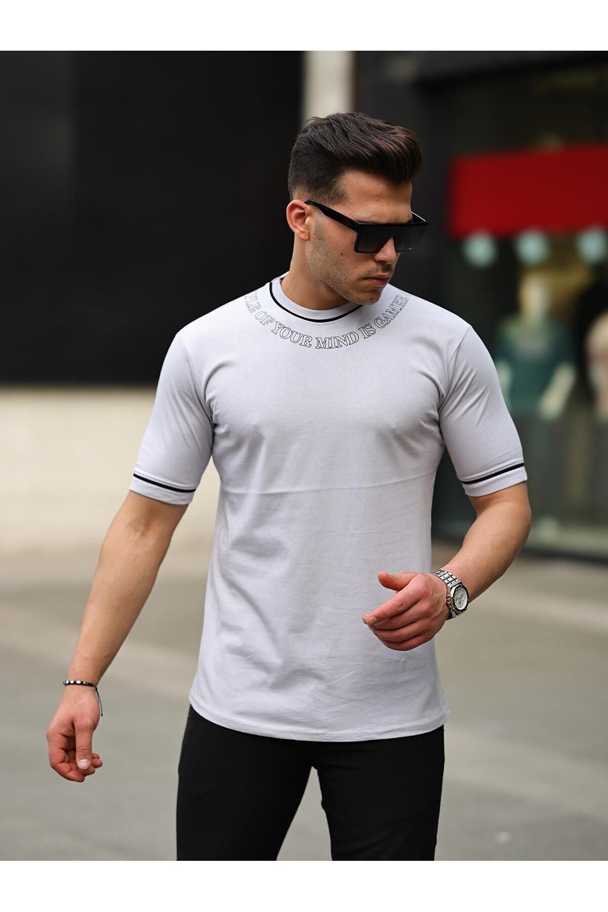 Erkek Slim Fit Boyun Baskılı T-Shirt