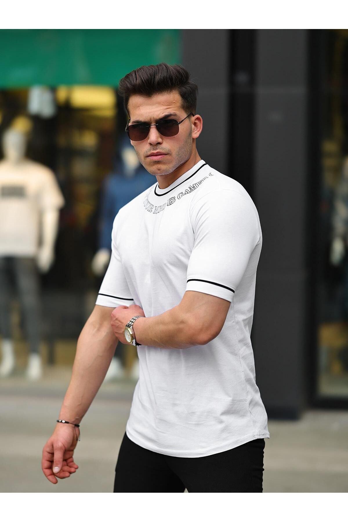 Erkek Slim Fit Boyun Baskılı T-Shirt