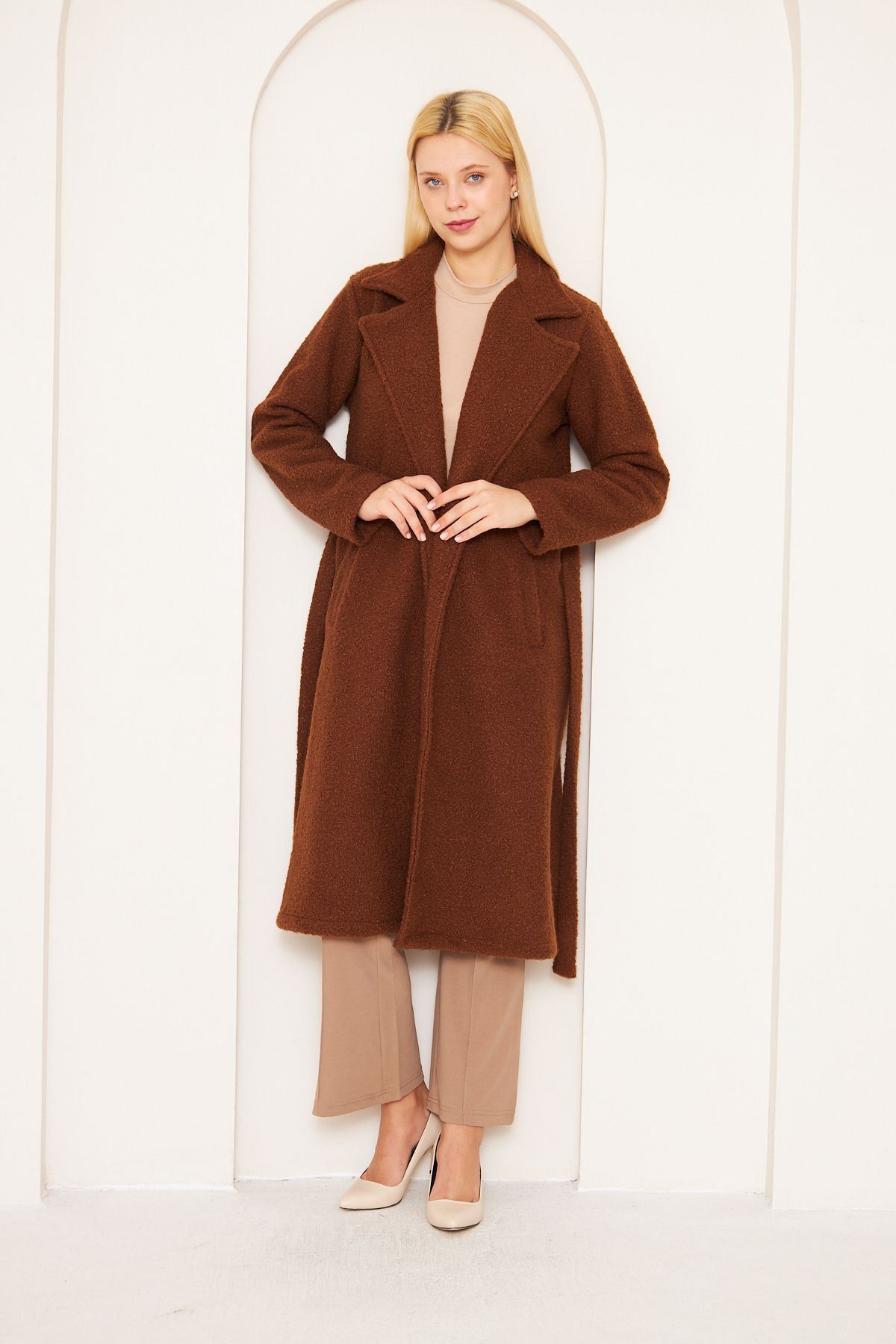 Kadın Yün Karışımlı Astarsız Buklet Kaban