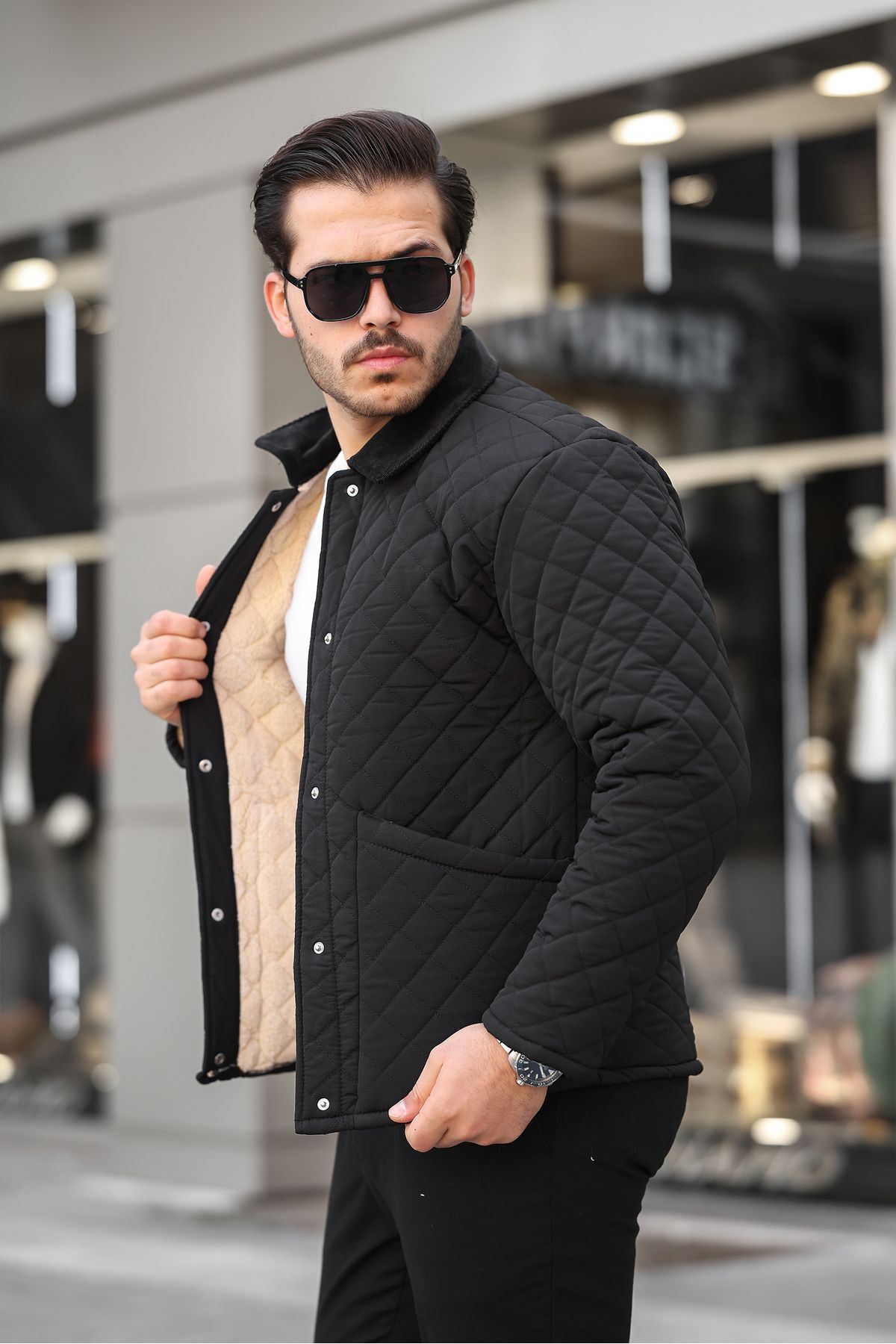 Erkek Kadife Yaka Içi Kürklü Siyah Kapitone Mont