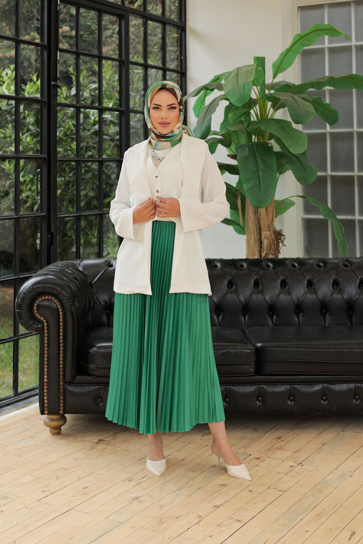 Kadın Basic Yüksek Bel Piliseli Bol Zümrüt Uzun Etek