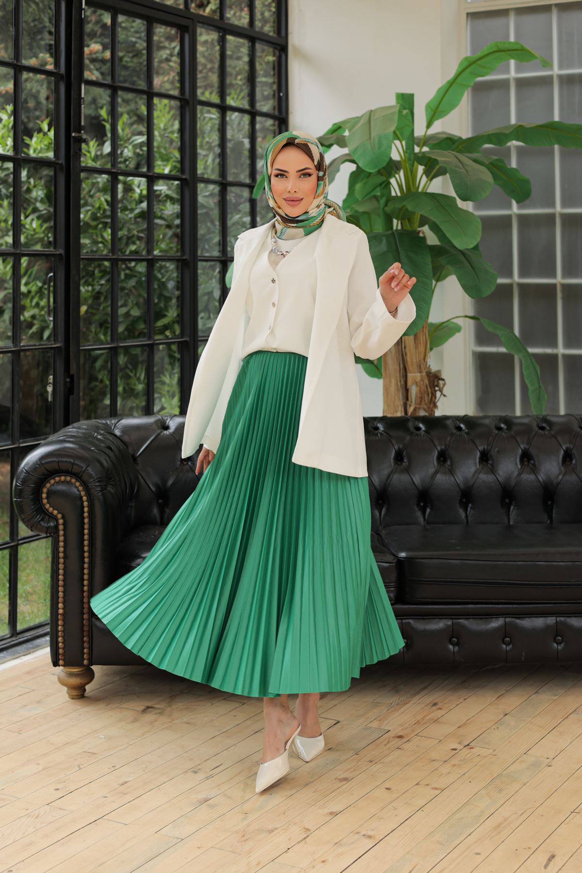 Kadın Basic Yüksek Bel Piliseli Bol Zümrüt Uzun Etek