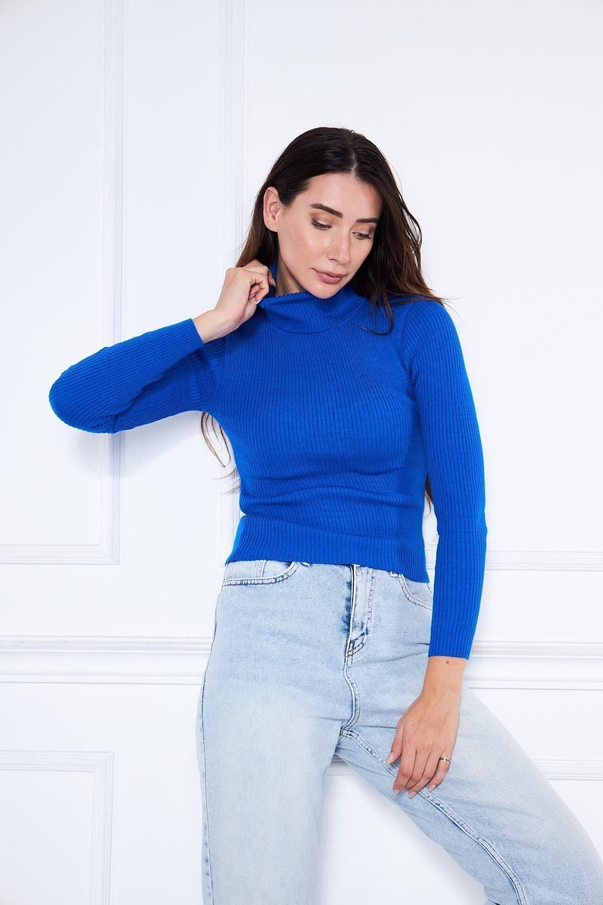 Kadın Günlük Balıkçı Yaka Boğazlı Mavi Fitilli Kazak