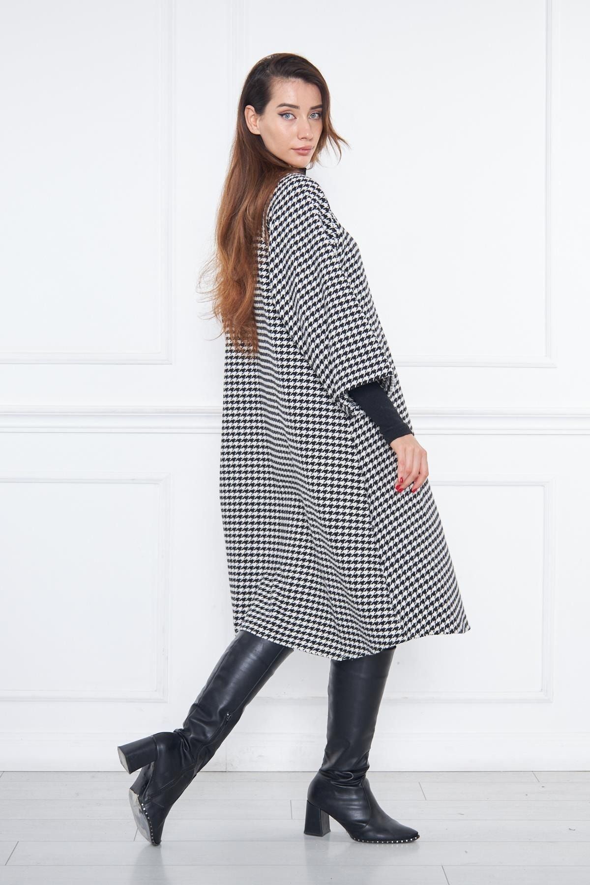 Kadın Oversize Uzun Kol Kaşe Panço