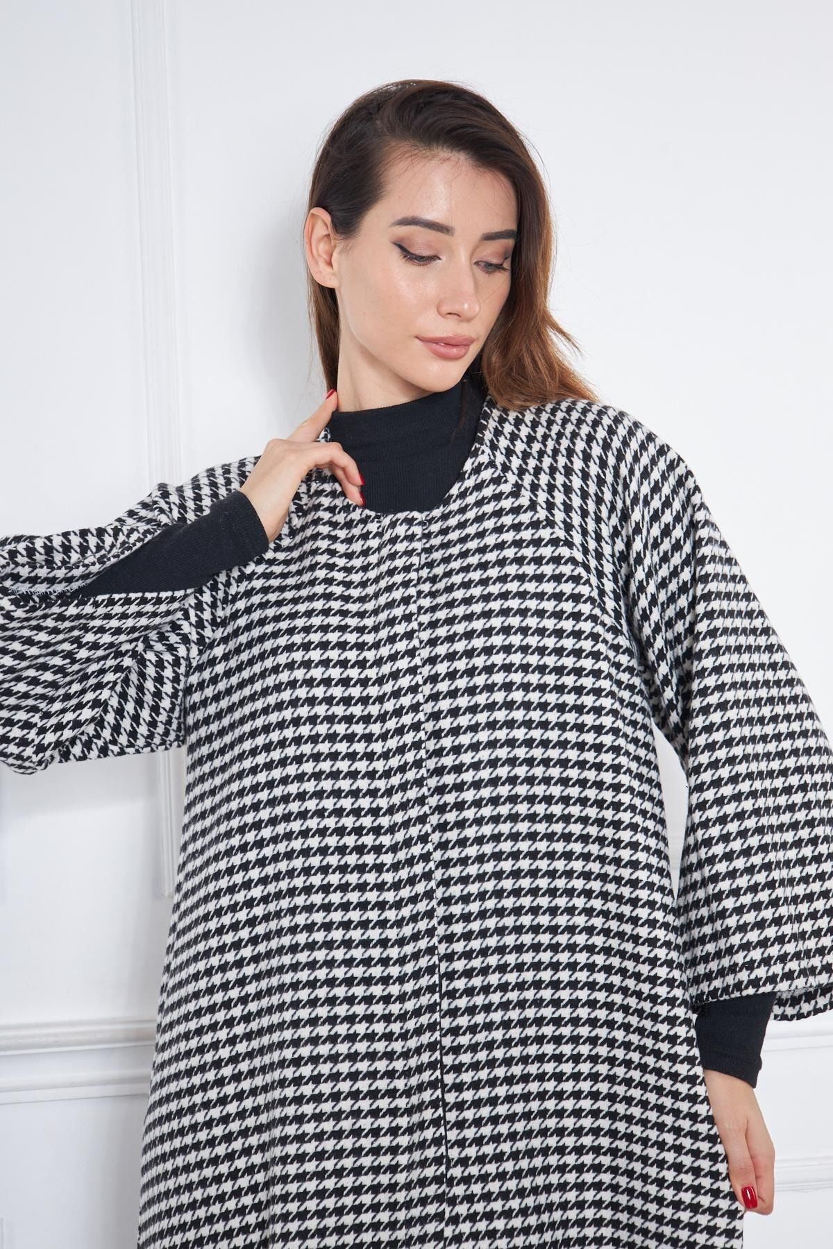 Kadın Oversize Uzun Kol Kaşe Panço