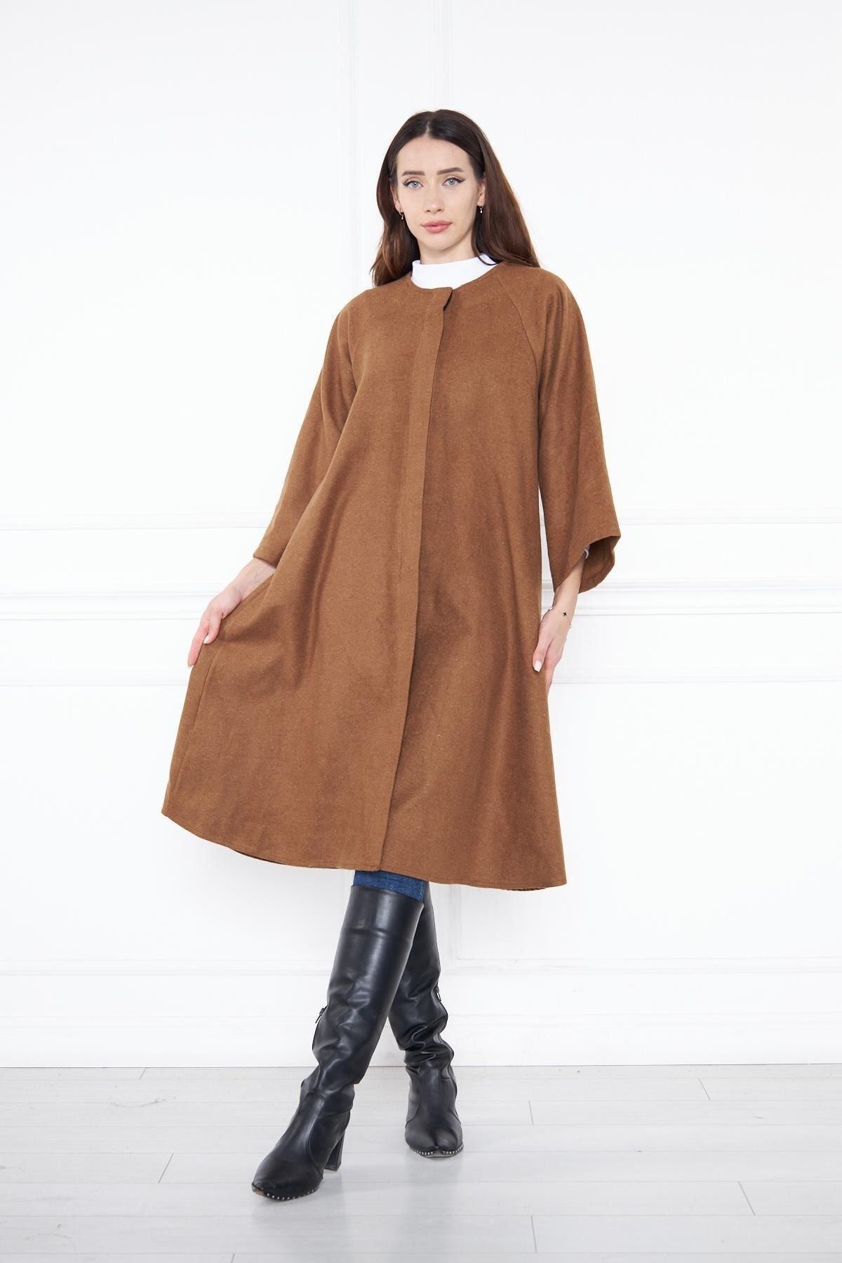 Kadın Oversize Uzun Kol Kaşe Panço