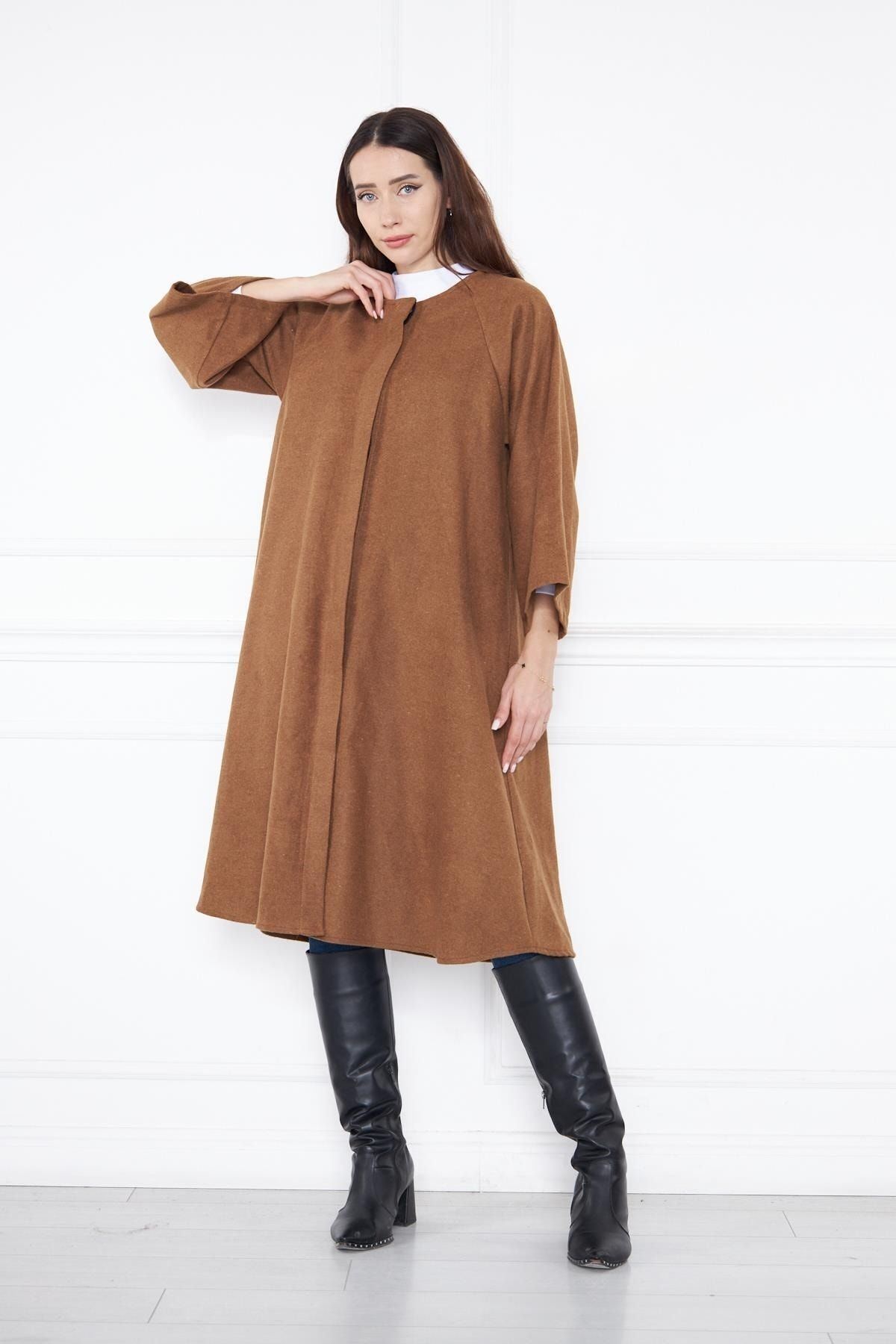 Kadın Oversize Uzun Kol Kaşe Panço