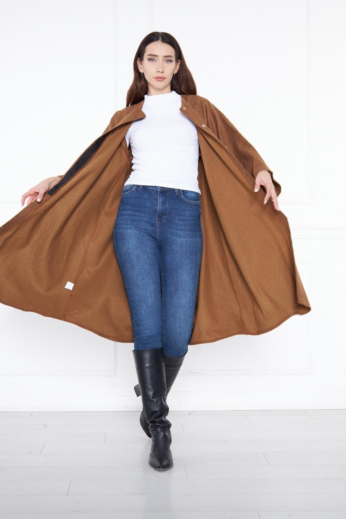 Kadın Oversize Uzun Kol Kaşe Panço