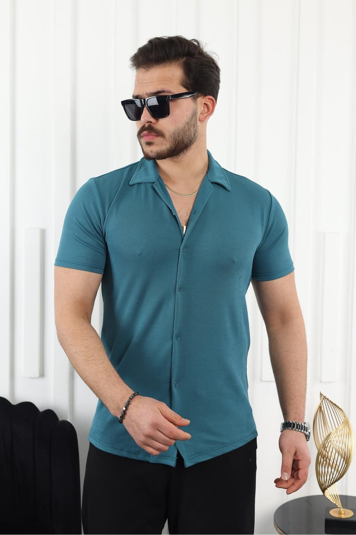 Erkek Yazlık Likralı Slim Fit Gömlek Yaka Kısa Kollu Gömlek