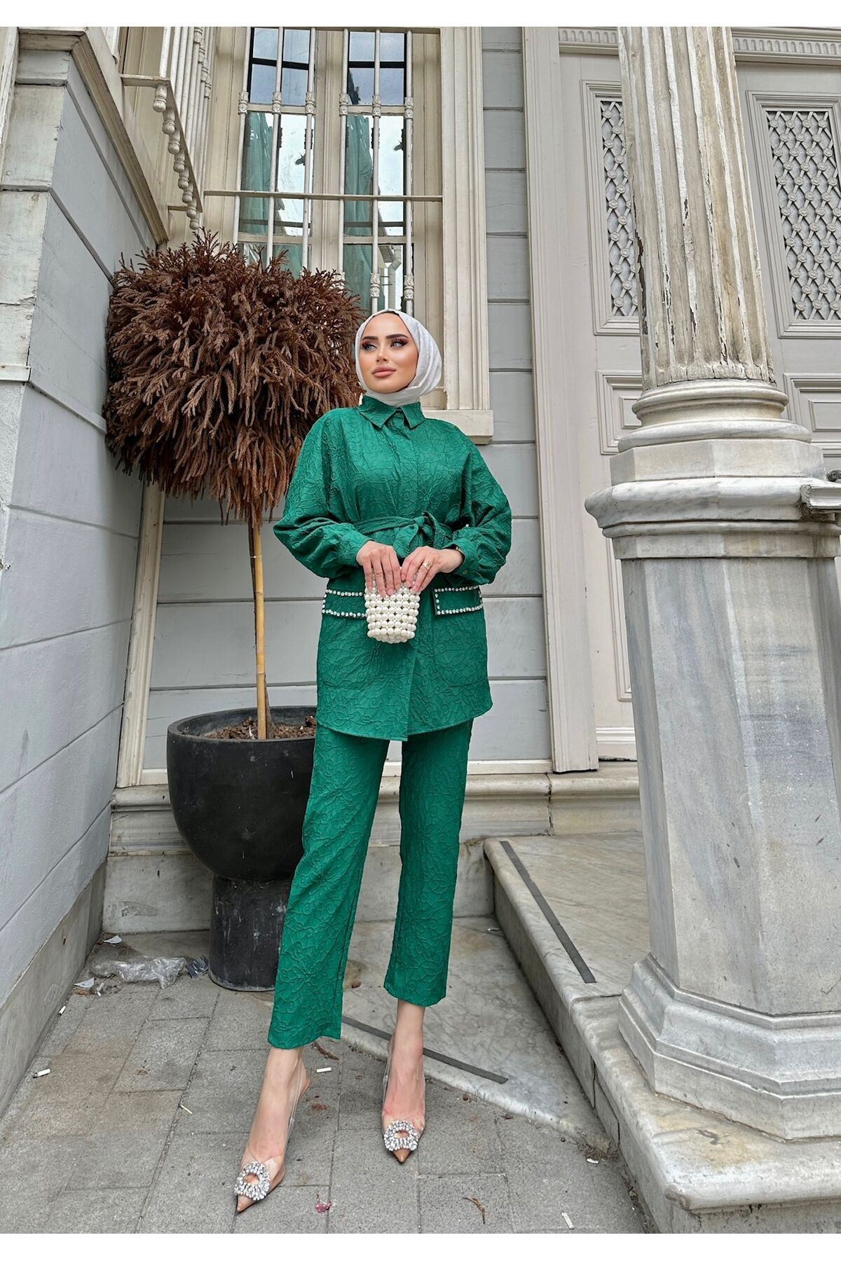 Kadın Jakarlı Bel Kuşaklı Cep Taşlı Alt Üst Takım