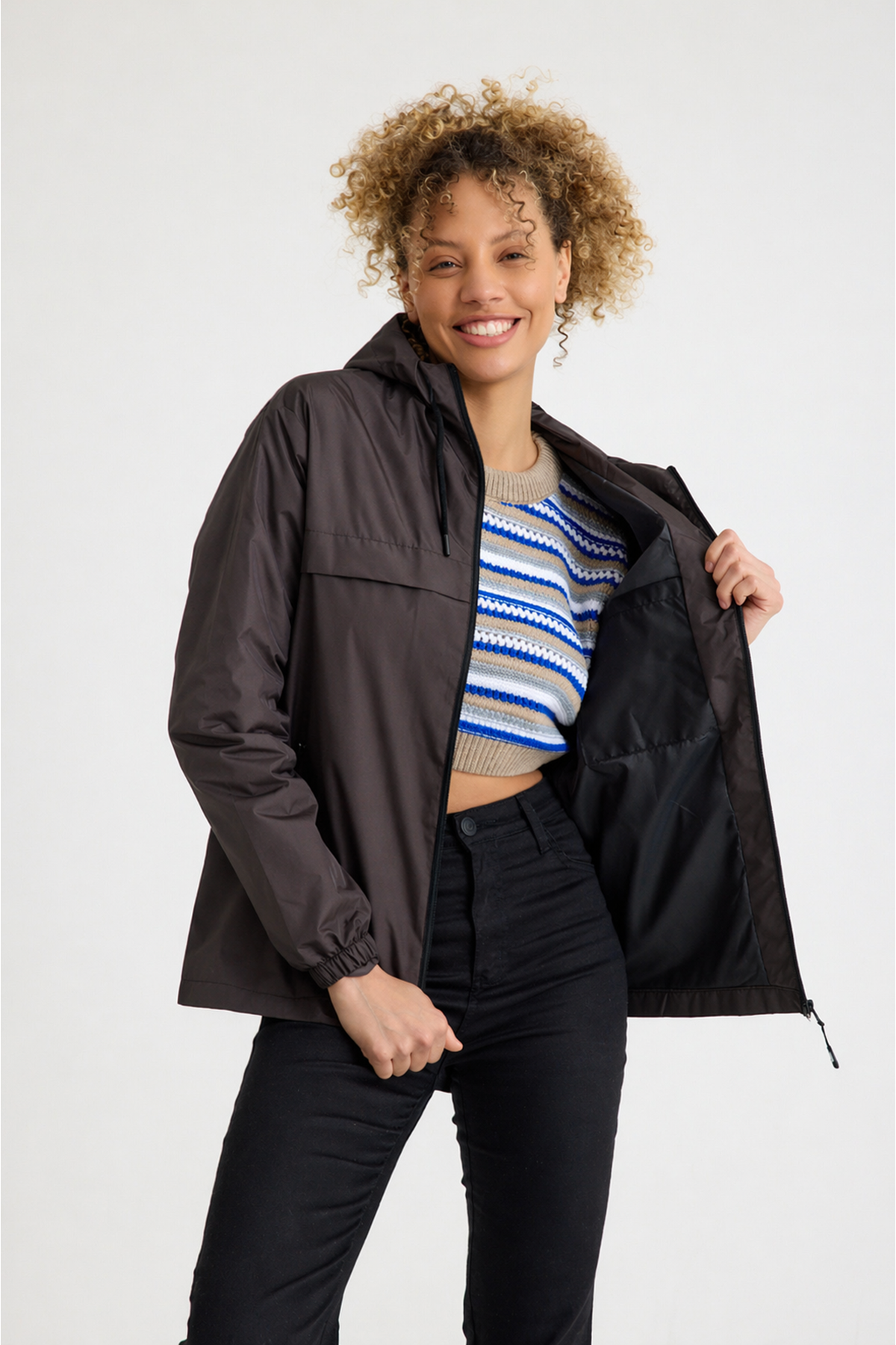 Kadın Içi Astarlı Suya Dayanıklı Kapüşonlu Yağmurluk