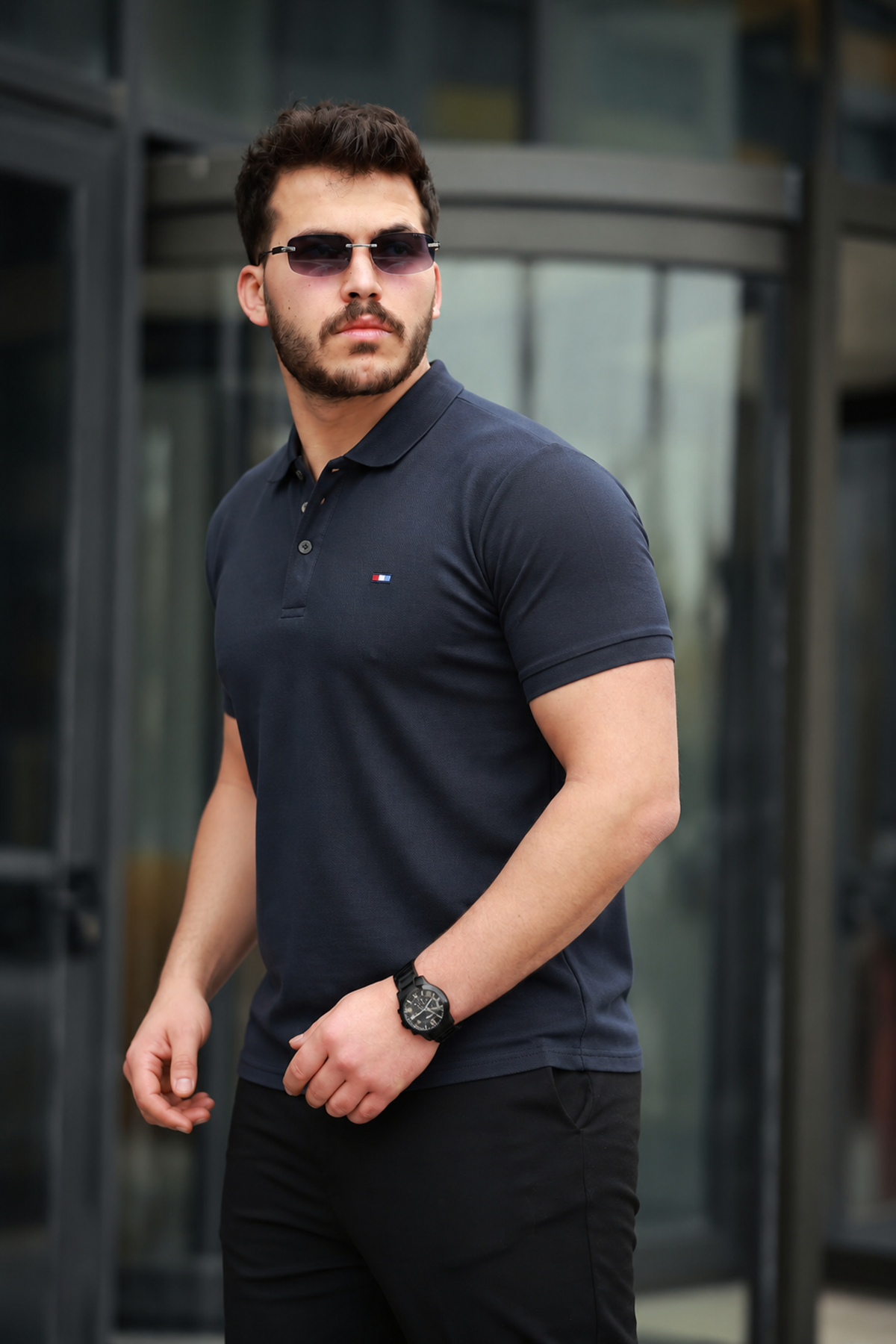 Erkek Kıvrılmaz Polo Yaka Cepsiz Slim Fit Dar Kesim T-Shirt