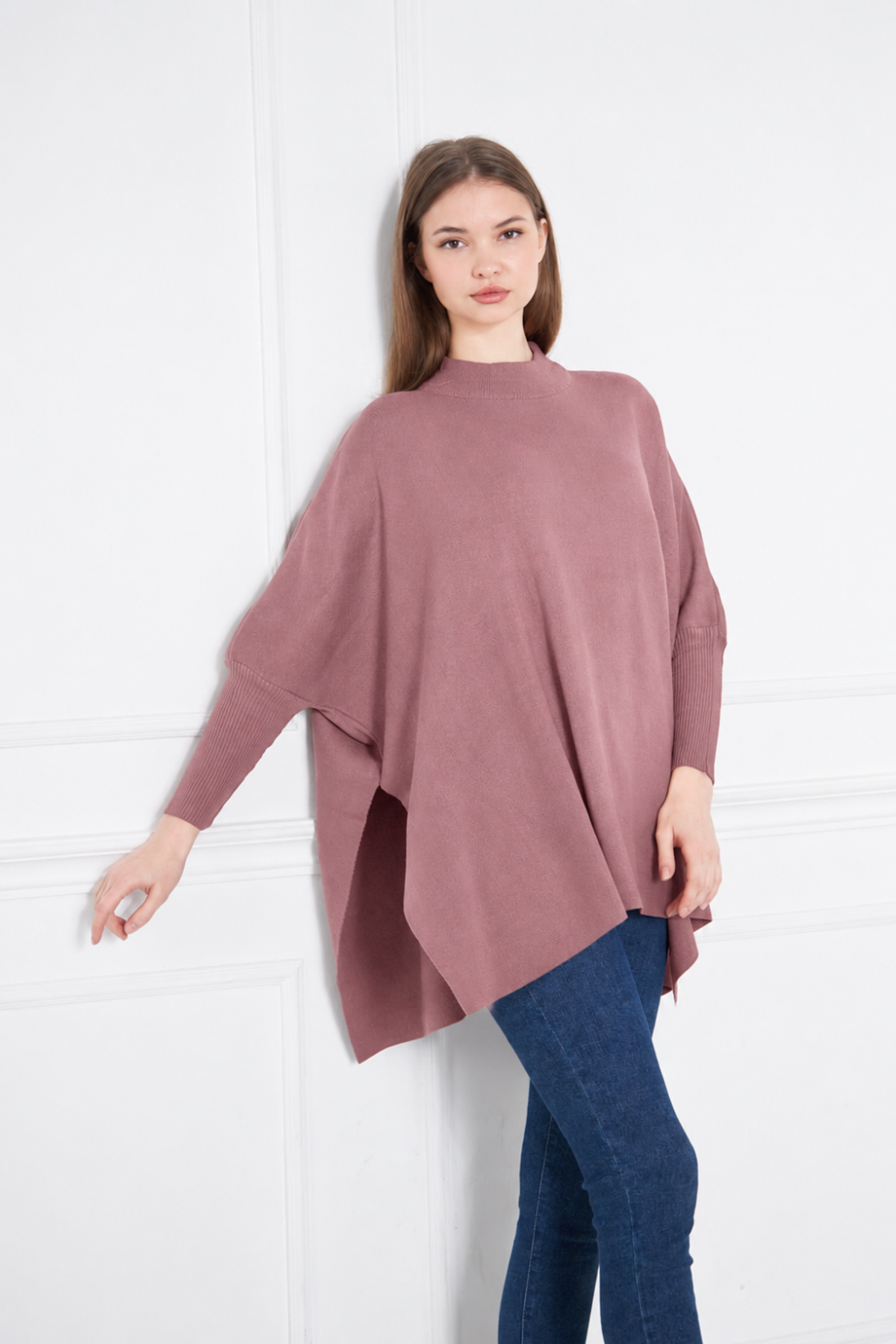 Kadın Yandan Yırtmaçlı Oversize Panço Kazak