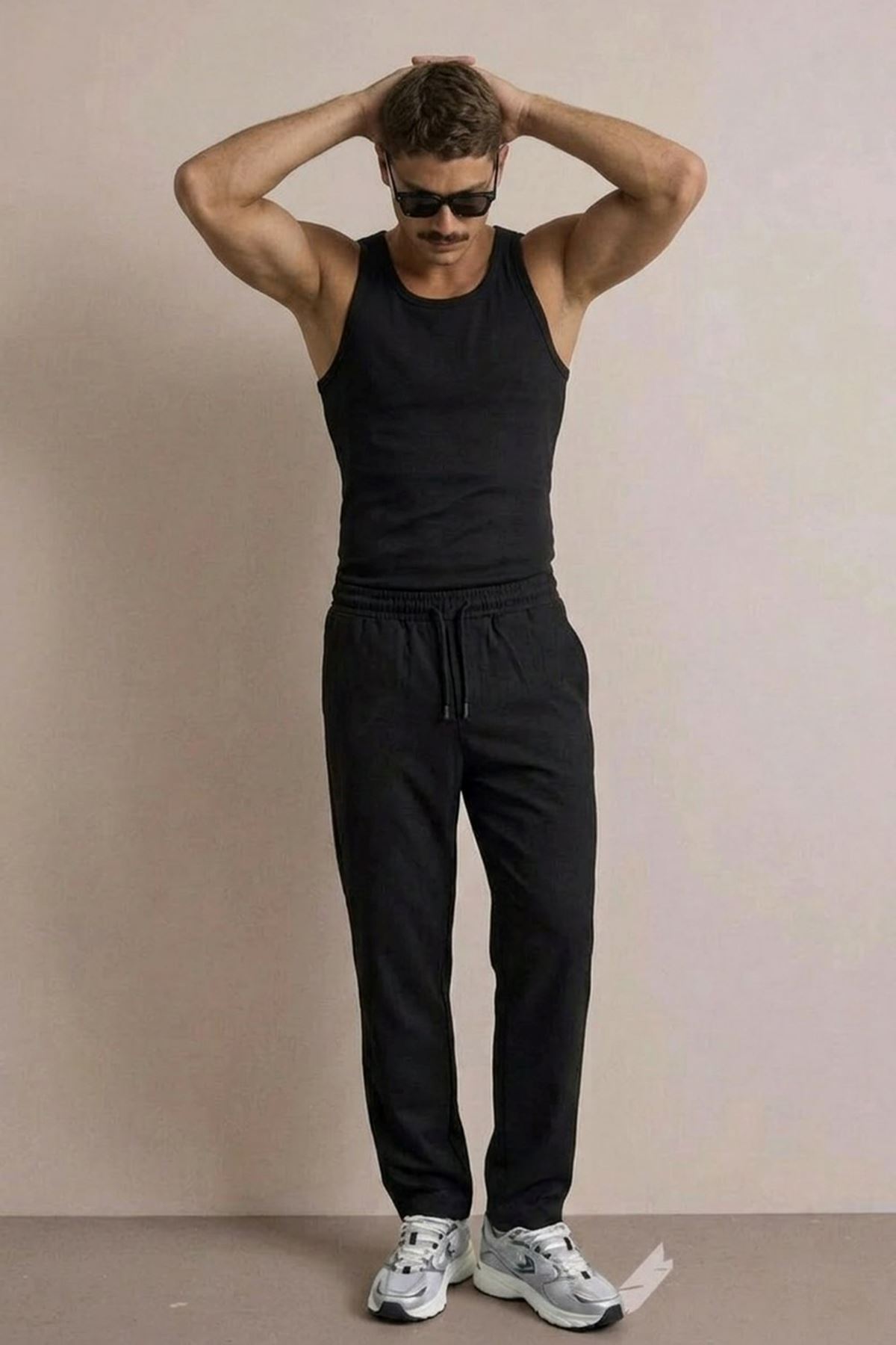 Erkek Basic Trend Bel Lastikli Siyah Bol Pantolon