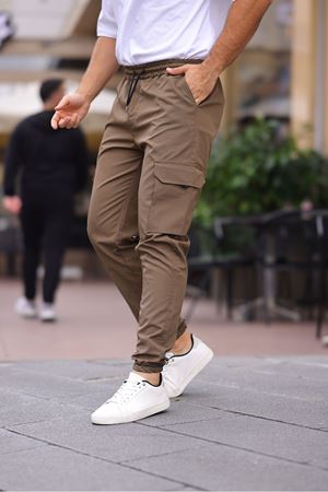 Erkek Paraşüt Kumaş Tarz Cepli Paça Ve Bel Lastikli Jogger Spor Pantolon YEŞİL