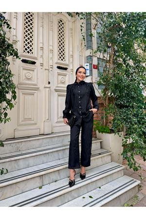 Kendinden Desenli Gömlekli Takım SİYAH