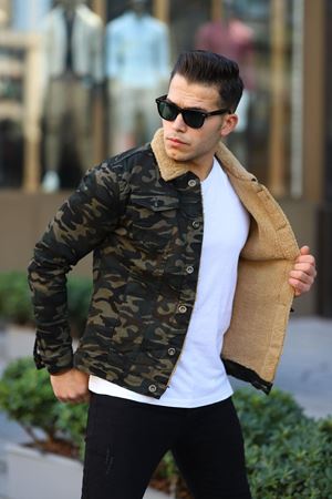 Erkek Içi Kürklü Kot Ceket