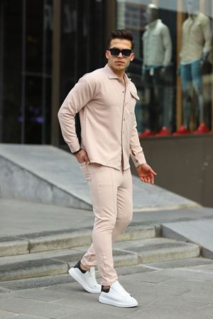 Erkek Gömlek Ve Eşofman Takımı