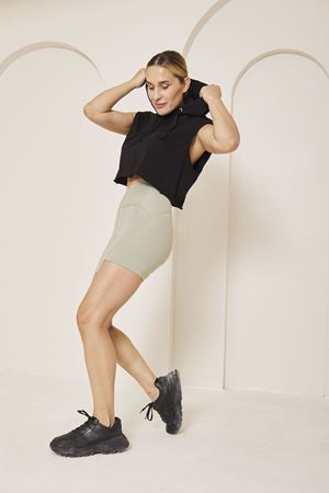 Yüksek Bel Loklu Toparlayıcı Etkili Şort Tayt