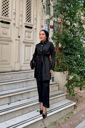 Belden Bağlamalı Kendinden Desenli Takım