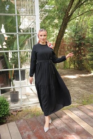 Kadın Şık Kendinden Dokulu Kuşaklı Siyah Uzun Elbise