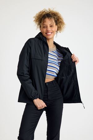 Kadın Astarlı Kapşonlu Siyah Rüzgarlık & Yağmurluk