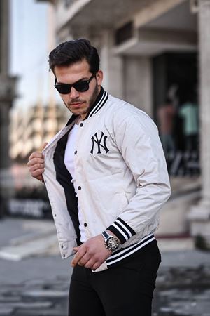 Erkek Baskılı Çıtçıtlı Ekru Kolej Rüzgarlık & Yağmurluk