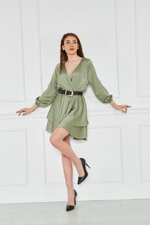 Kadın Kruvaze Yaka Volanlı Beli Ve Kolu Lastikli Saten Kısa Elbise