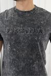 Kabartma Baskılı T-Shirt