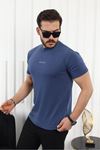 Kendinden Desenli Baskılı T-Shirt