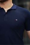 Erkek Kıvrılmaz Polo Yaka Cepsiz Slim Fit Dar Kesim T-Shirt