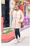 Kadın Kapşonlu Trend Cepli Oversize Uzun Krem Yağmurluk